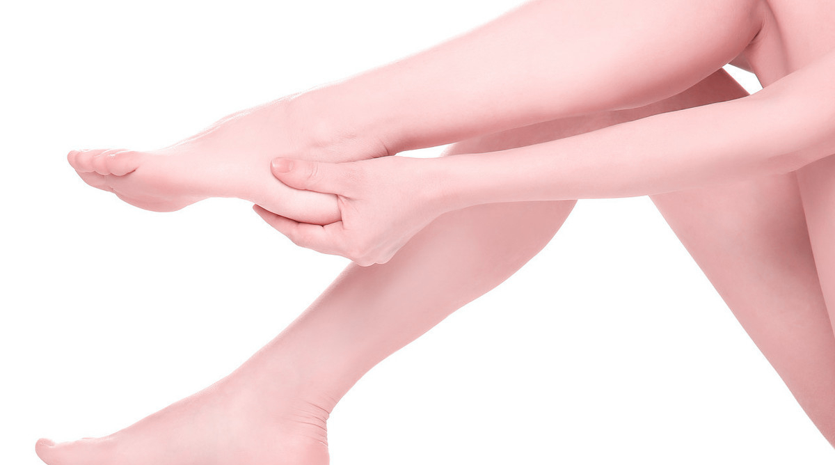 一下地就脚跟痛是什么原因引起的,脚跟后痛一招教你解决