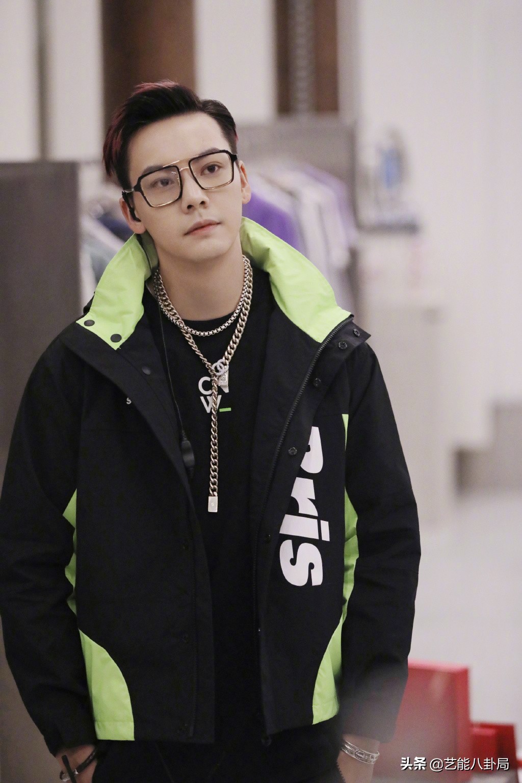 第一个与辱华品牌解约的明星,多位艺人解约辱华品牌