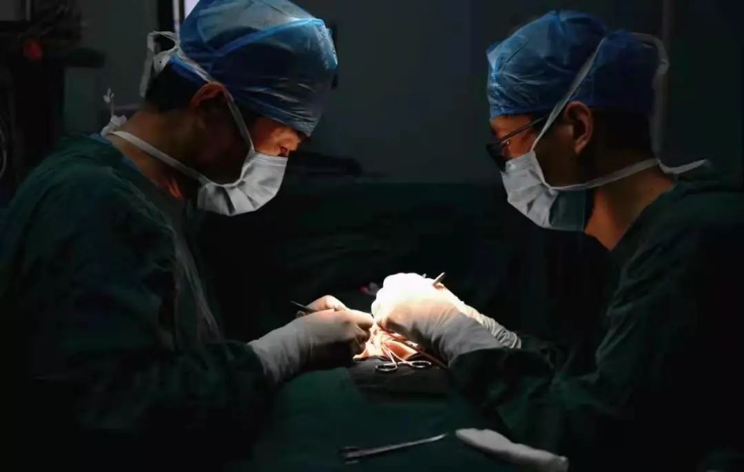 儿医名医榜|07泌尿外科一病区主任——张敬悌：他精进技术，只为带领学科发展一路向前