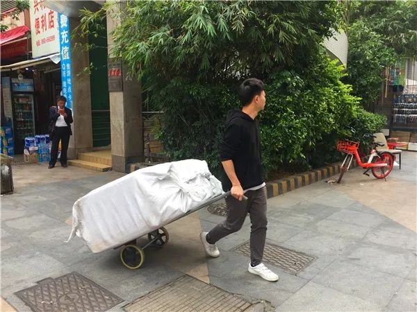 厦门10元店小商品最全批发市场,厦门最大的一级批发市场