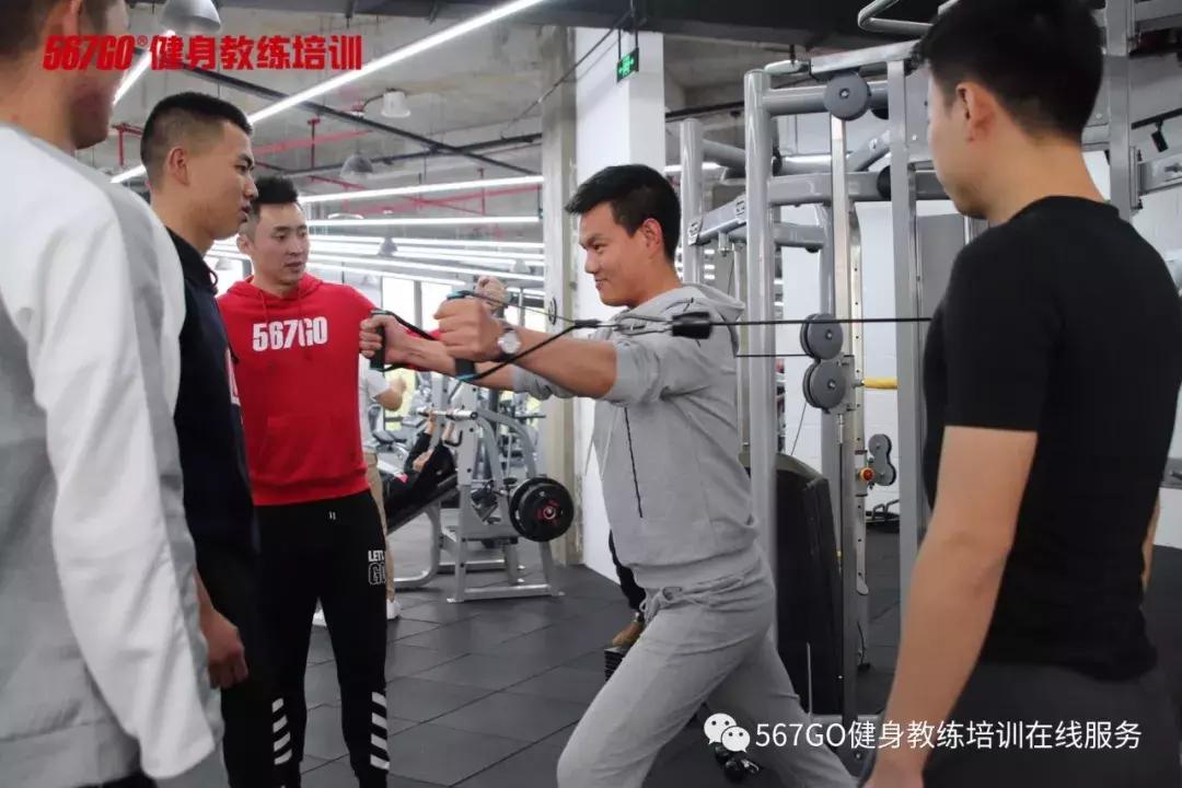 广州健身教练怎么学,想学健身教练靠谱吗