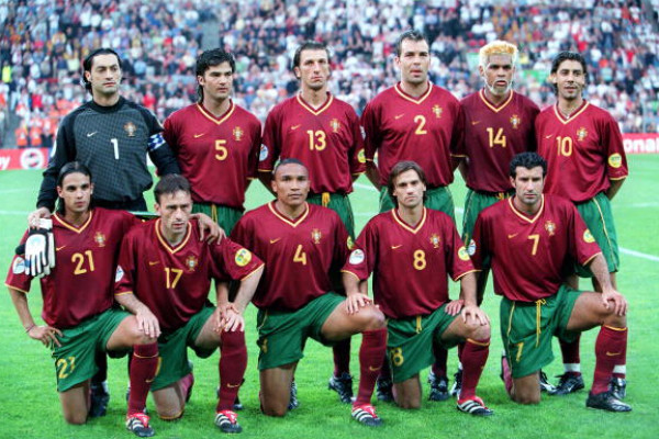 c罗的励志之路和梅西对比,c罗凭什么和梅西相提并论