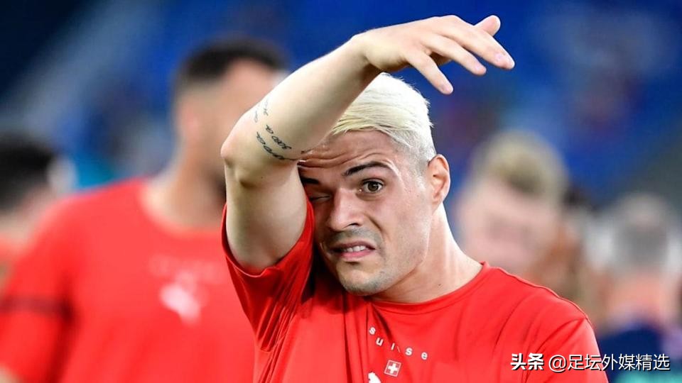 转会市场最新消息：C罗、梅西、莱万多夫斯基