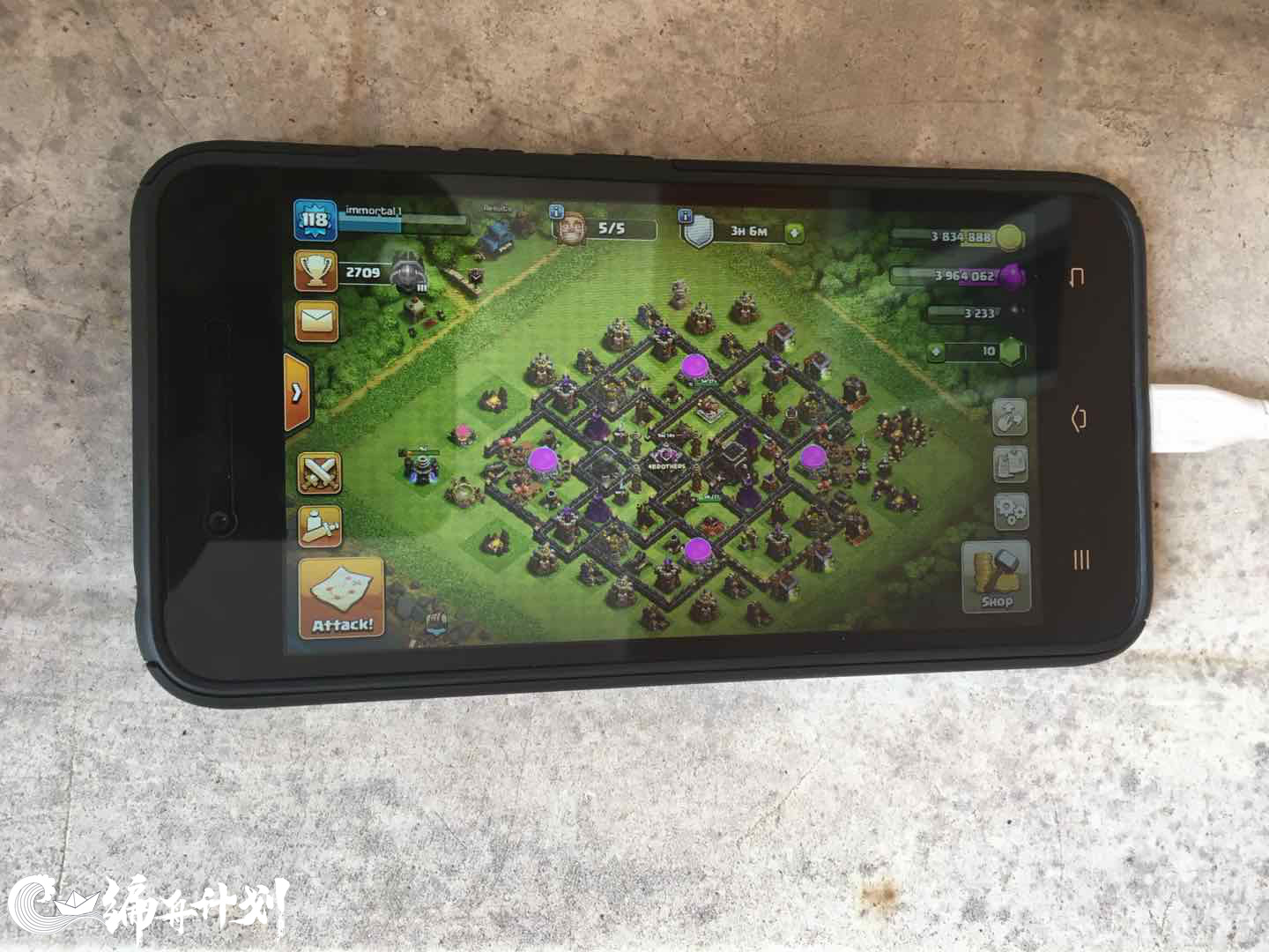 在菲律宾，他们交不起话费，但他们还在玩游戏