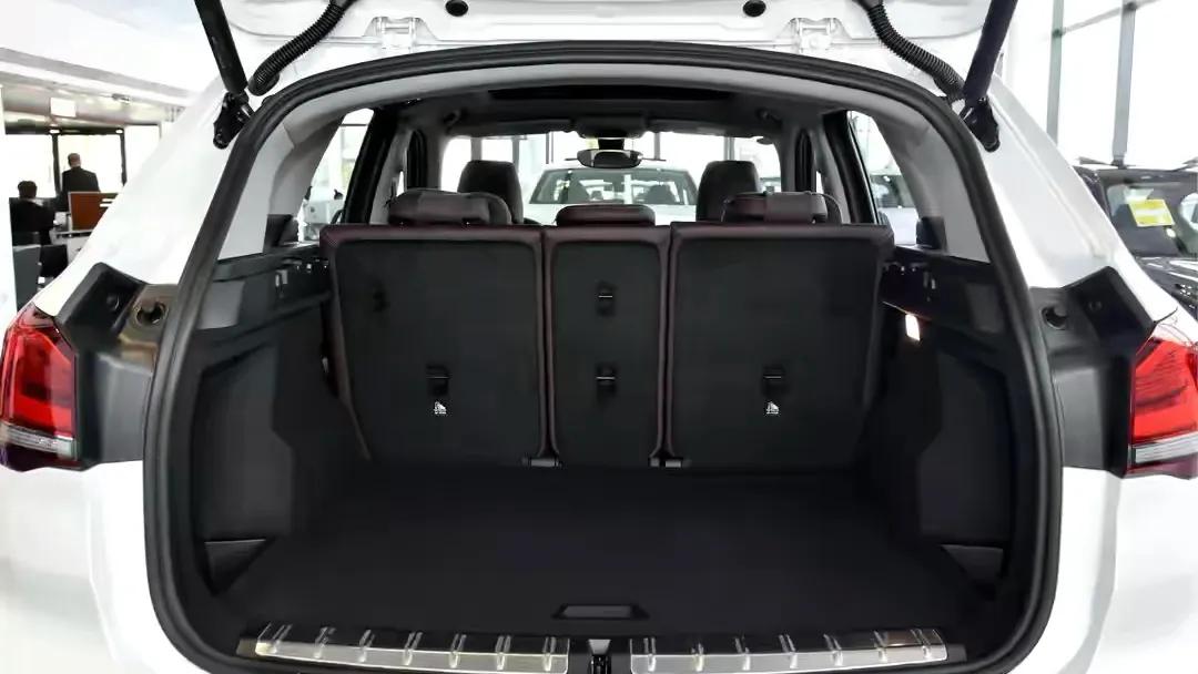 2022款宝马x1三缸油混,宝马x1最新1.5t三缸值得买吗