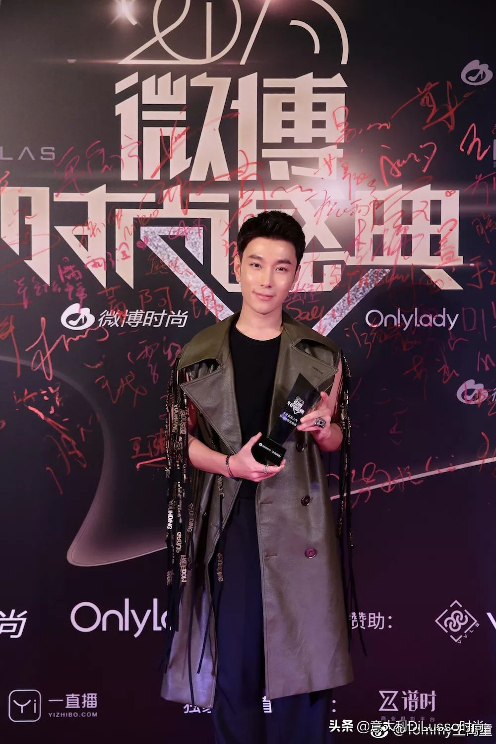 美妆博主给明星化妆,给明星化妆的美妆博主