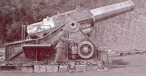 二战时期最恐怖的五大巨炮,老照片一战各国服役的恐怖巨炮