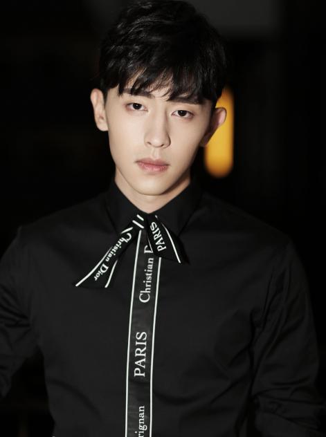 娱乐新看点—邓伦、潘粤明、朱一龙最新动态