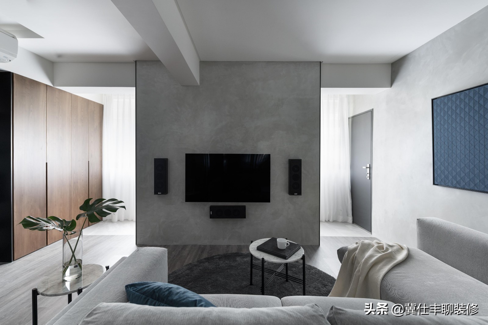 庭院玻璃隔断门效果图,高级感玻璃隔断墙强烈推荐