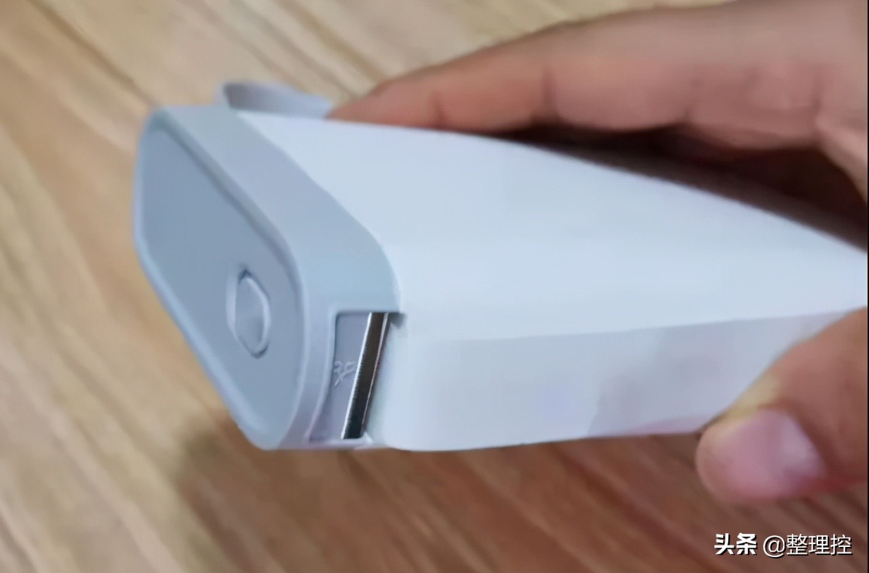 精臣标签机b21值得买吗,精臣标签机d11和d110哪个是新款