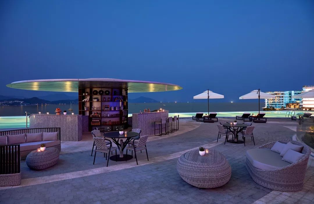 钘忚韩鏄熺骇閰掑簵,钘忚韩閰掗