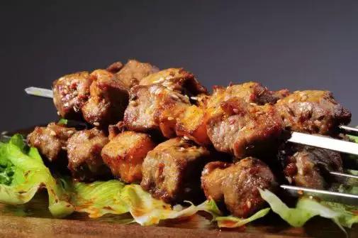 烤骆驼是迪拜的特色美食,运城烤骆驼哪里好吃