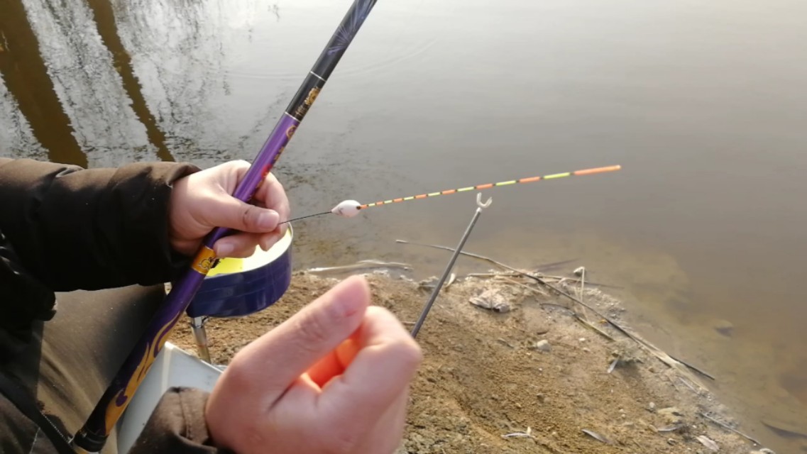 如何正确的选择浮漂的吃铅量,同样吃铅量的浮漂长短怎么选