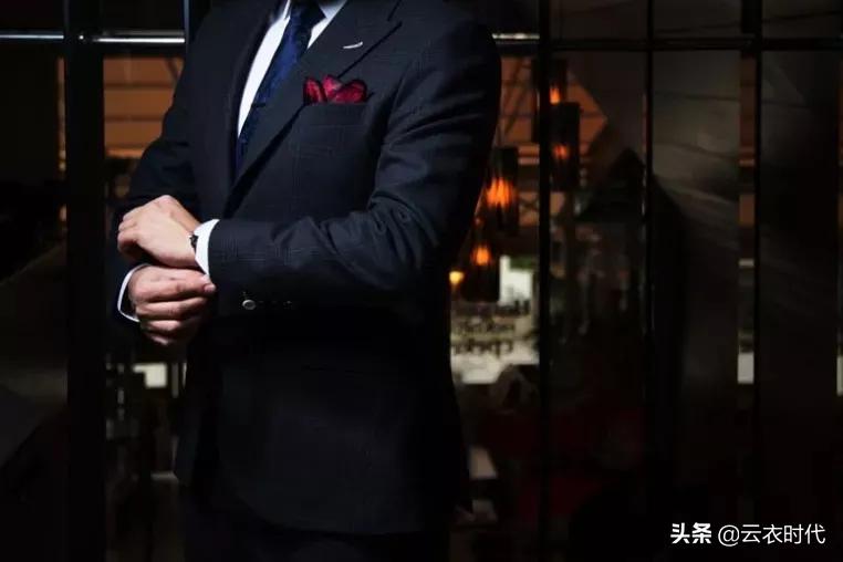 西装礼仪包括哪些内容和方法,西装礼仪注意事项有哪些