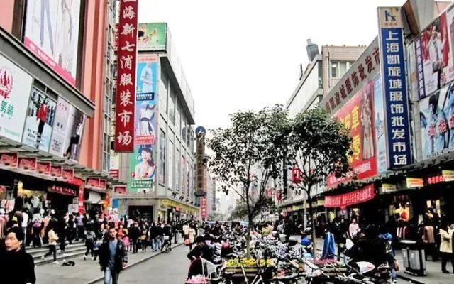 gap撤店了吗,优衣库好还是gap好