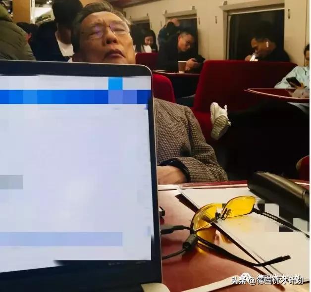 武汉疫情初期朋友圈疯传视频,武汉最近出现了什么新闻