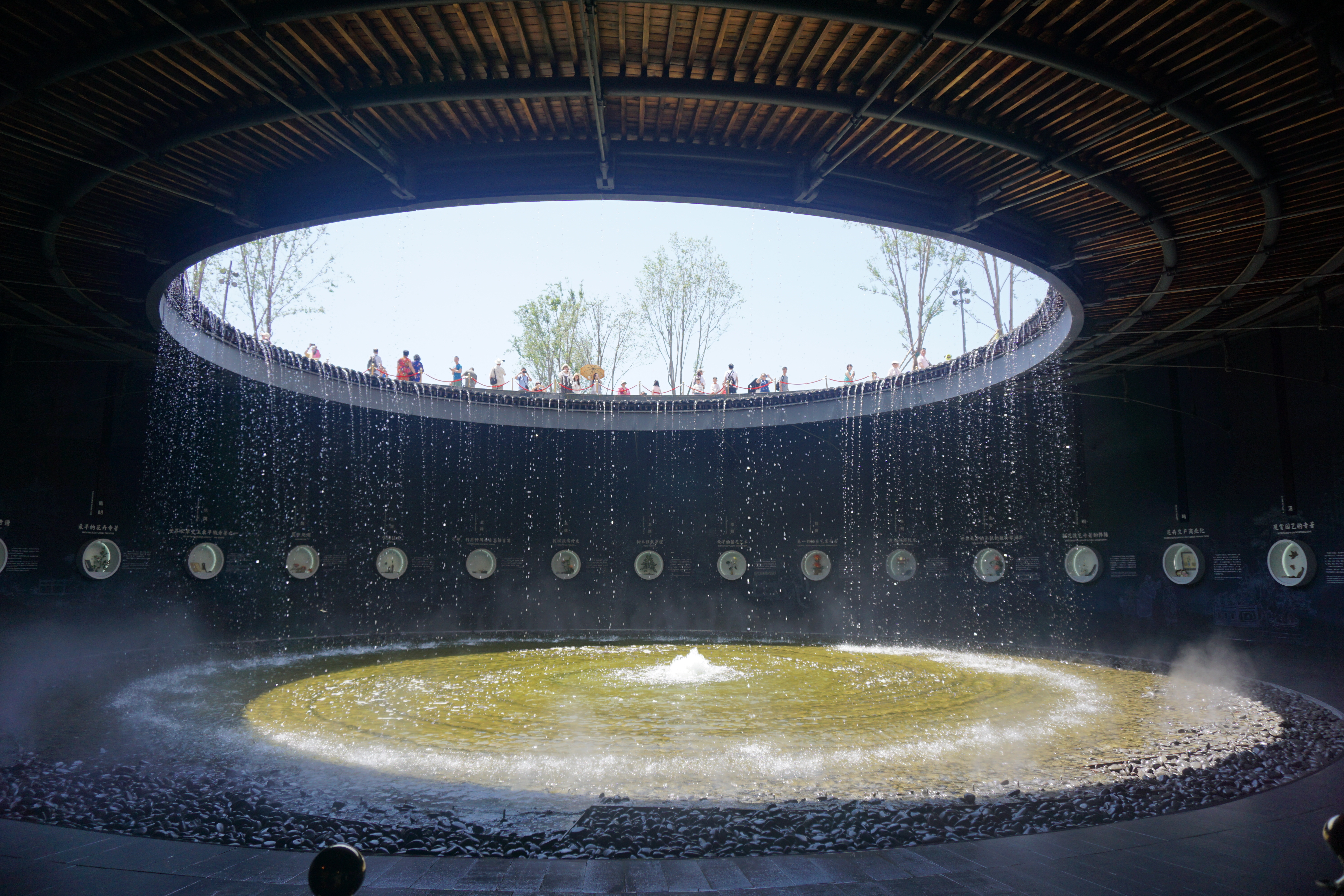 长城脚下的村庄的图片,长城脚下的美景