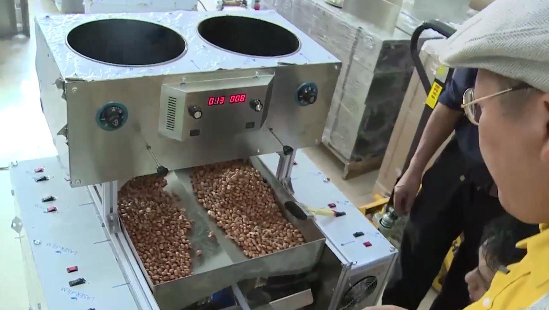 纯手工制作小型榨油机,榨油机榨油有什么绝招