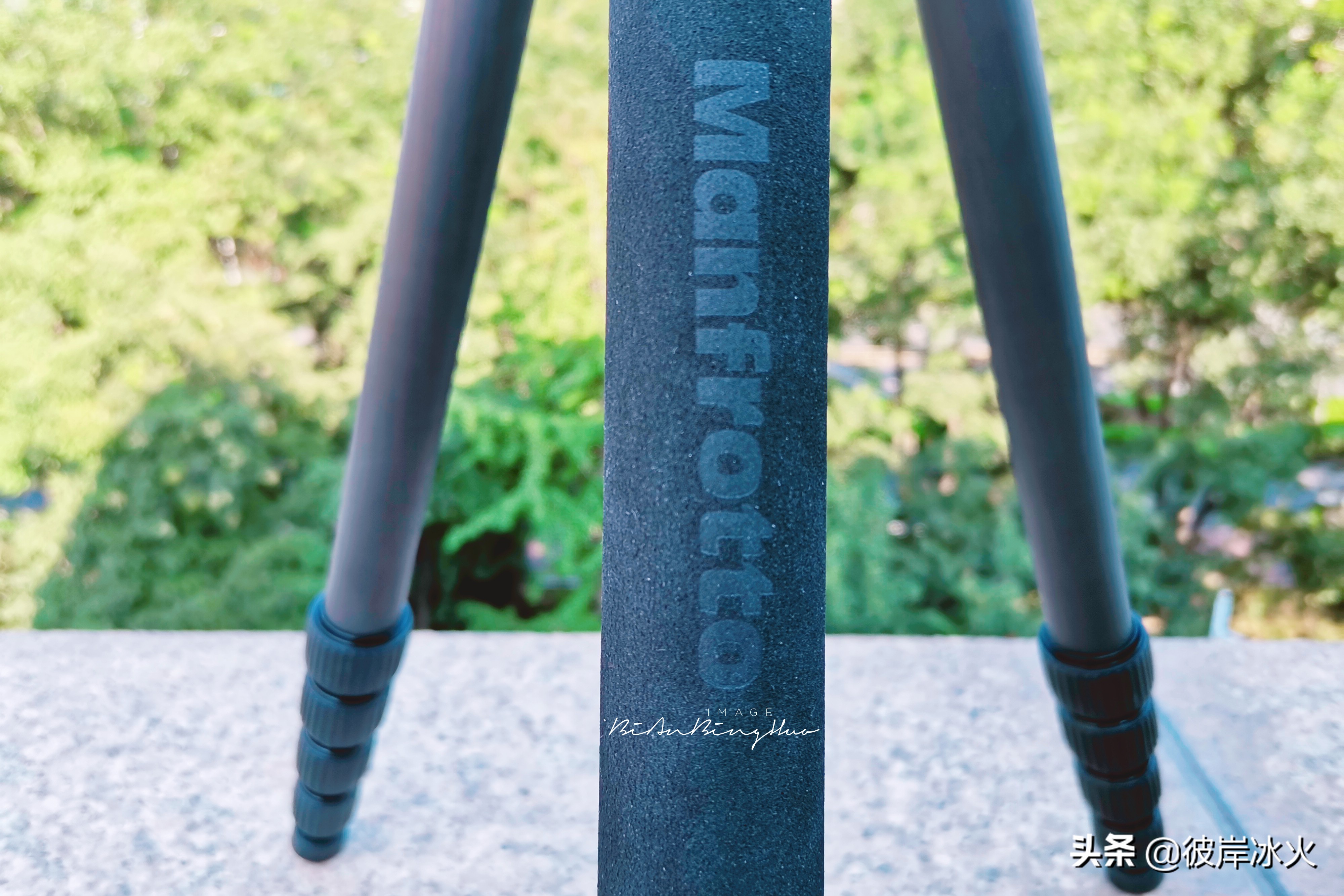 哪种便携式的摄影三脚架好,摄影器材三脚架怎么用