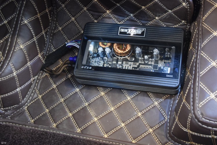 音响音质不好怎么改装,丰田rav4音响喇叭改装件