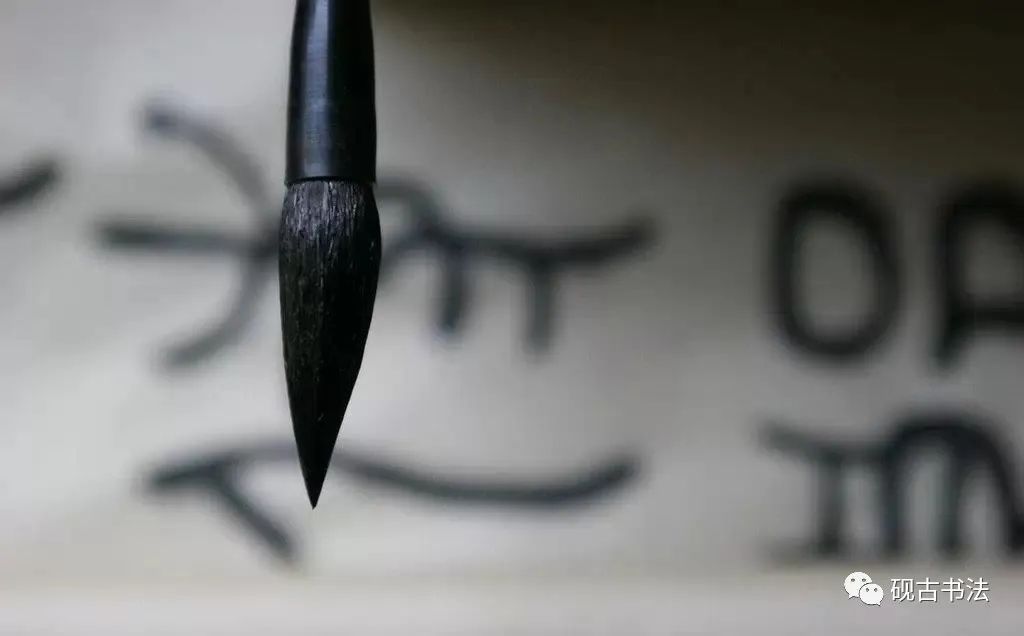 毛笔书法初学者如何洗笔,书法洗笔的正确方法