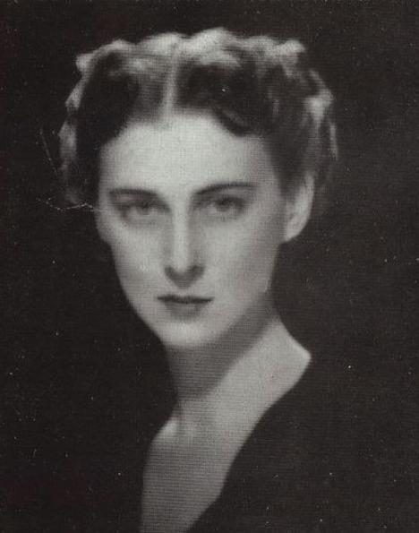 绝色王妃玛丽娜:结婚时让女王当花童,女儿却跟菲利普纠缠近20年