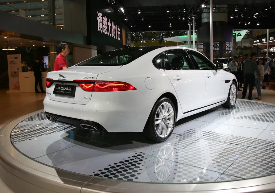 捷豹xfl2.0油耗高什么原因,捷豹xfl颜值