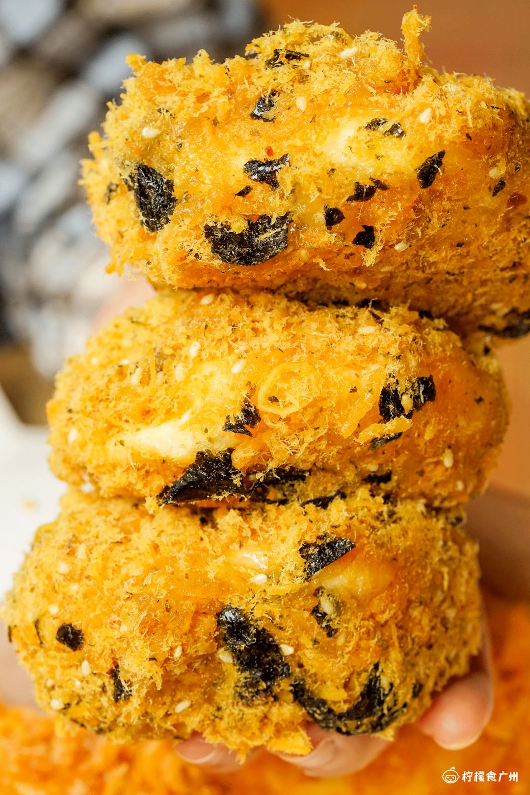 冰淇淋泡芙，3块钱1个，嘿嘿