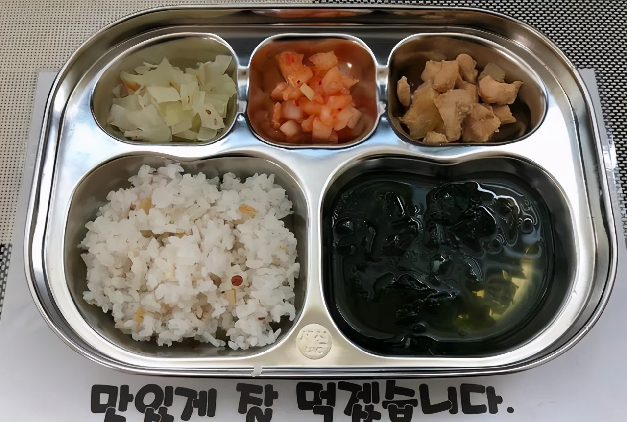 日韩幼儿园伙食,中日韩学生餐对比