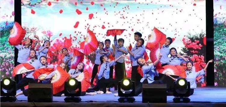 家门口的好学校,江北知易外国语什么时候放假