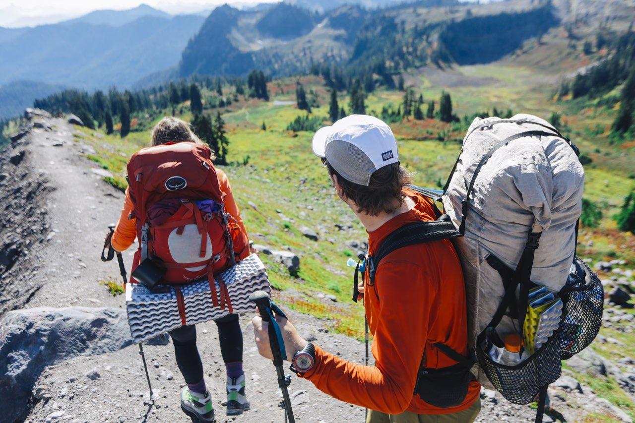 爬山装备已经准备好图片,爬山你要准备什么