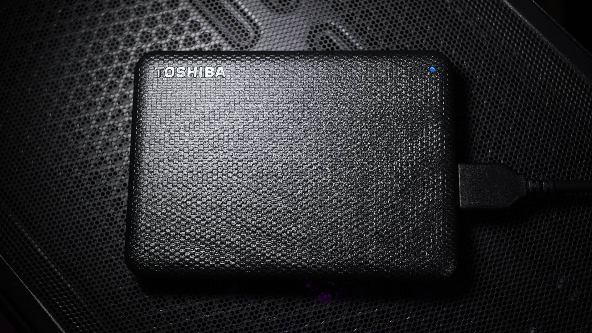 东芝小白移动硬盘,东芝移动硬盘gaming