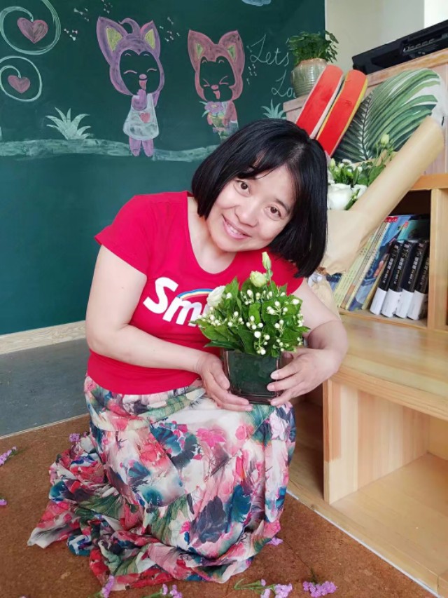 1个月拿下优质情感领域原创+V认证，种下一棵芳香四溢的退休树