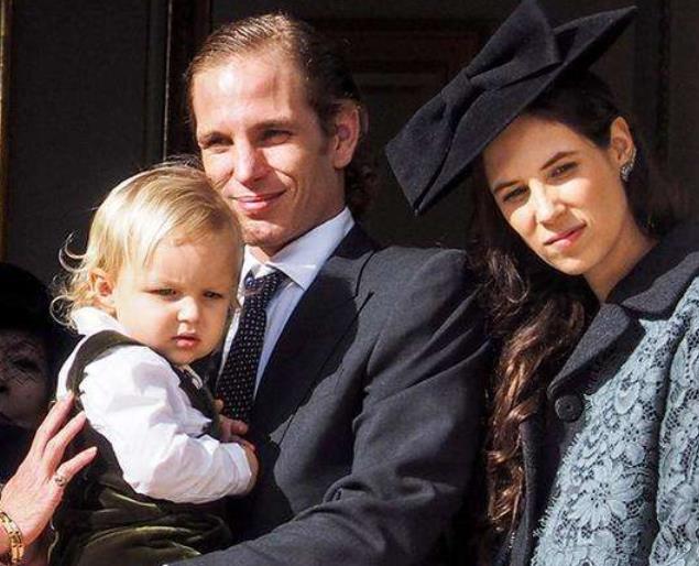 棣栧瘜鍗冮噾褰掓潵琚叚涓摜鍝ュ疇涓婂ぉ,棣栧瘜鍗冮噾琚叚涓摜鍝ュ疇涓婂ぉ