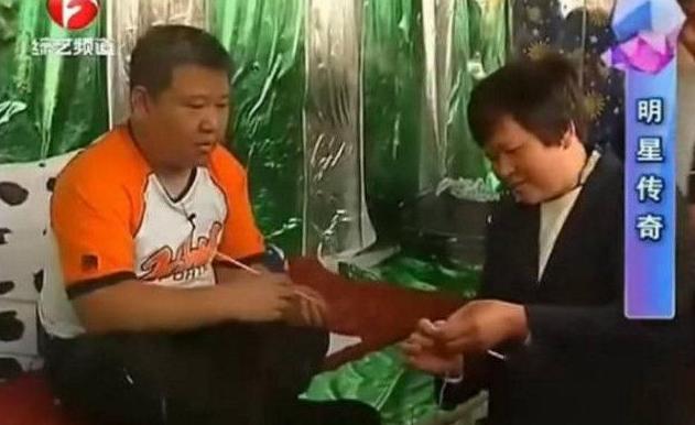 郭德纲李彬现在在干什么,看不起郭德纲的是李彬吗