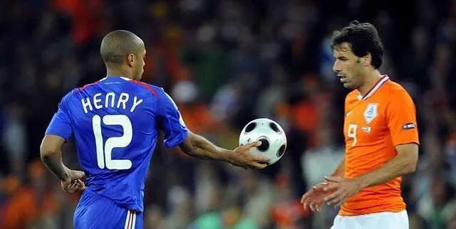 足坛球星对比姆巴佩,当今足坛与姆巴佩有同样潜力球星