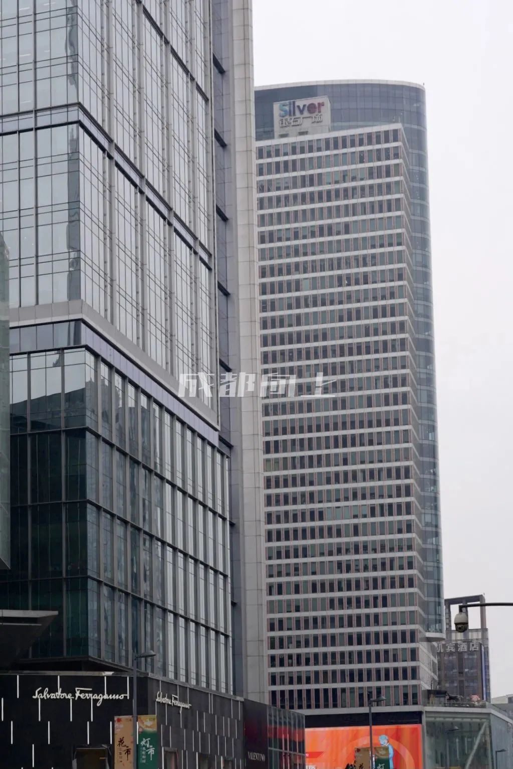 濡備綍鎶婃垚閮芥墦閫犳垚缃戠孩鍩庡競,鎬庢牱鎵嶅彲浠ヨ鎴愰兘鍙樻垚鍖椾含