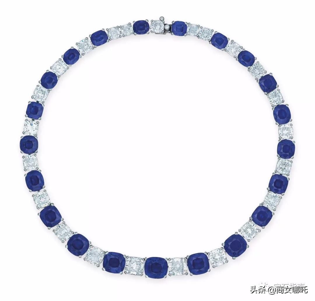 天然翡翠项链拍出2.14港元,香港翡翠4888克拉项链拍卖