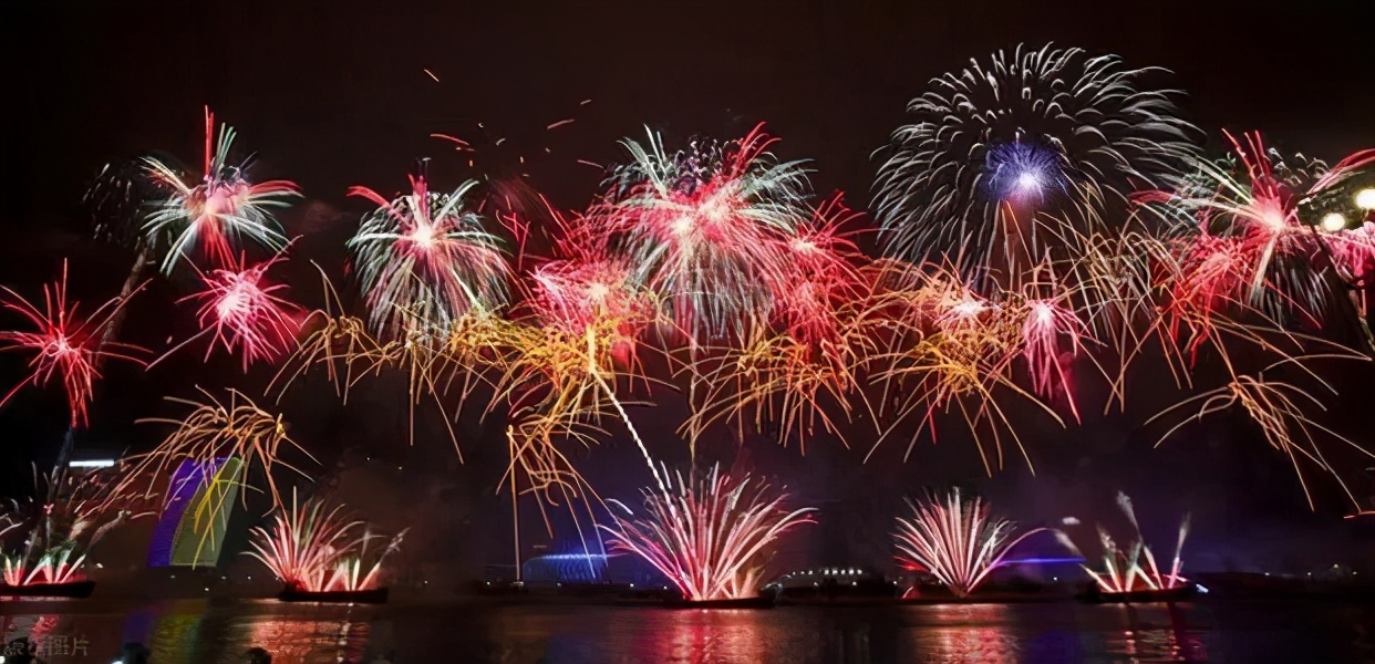 这样做无异于将“*弹炸**”放在身边，危险且违法！