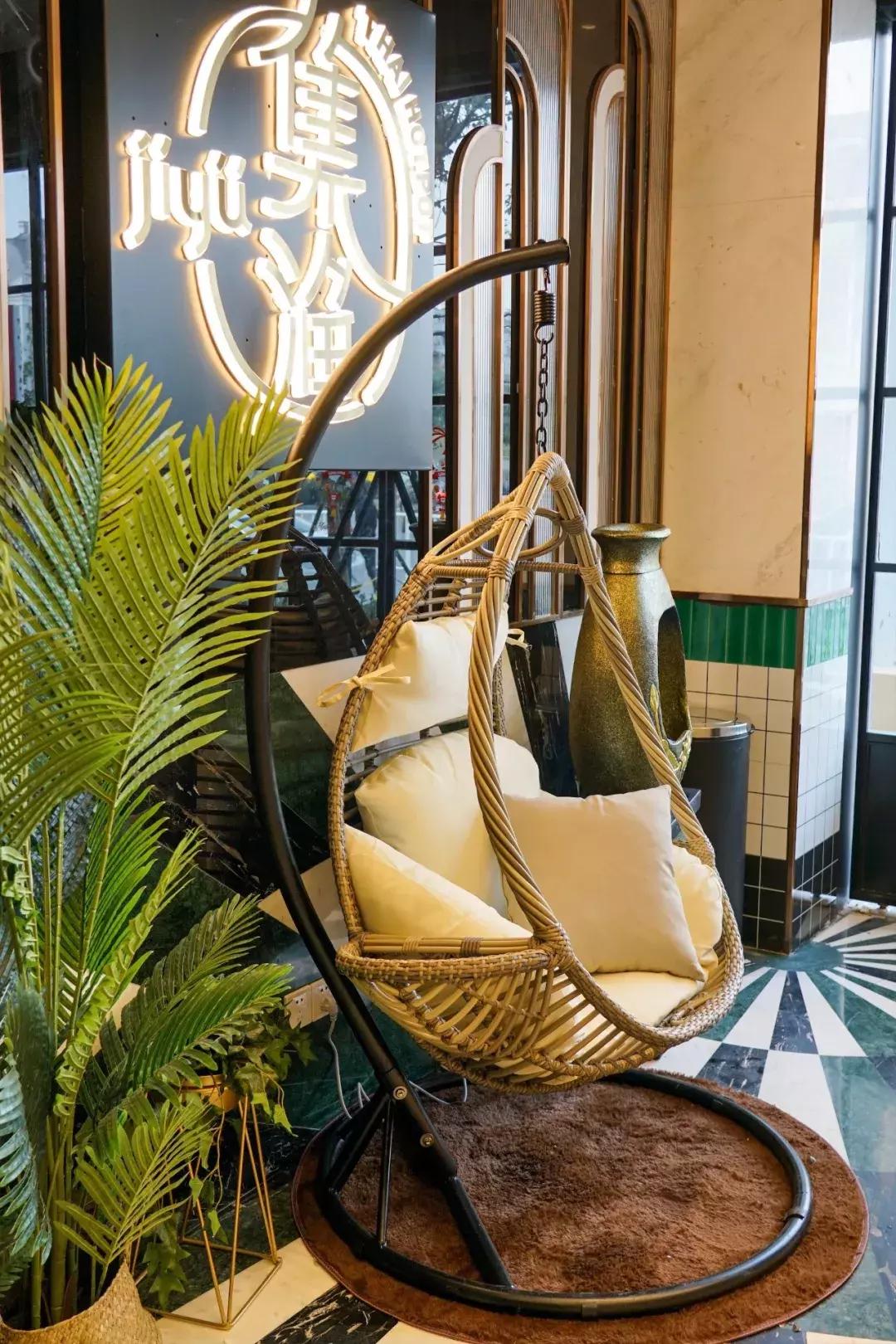 成都第一家网红店排队5小时,成都网红打卡店