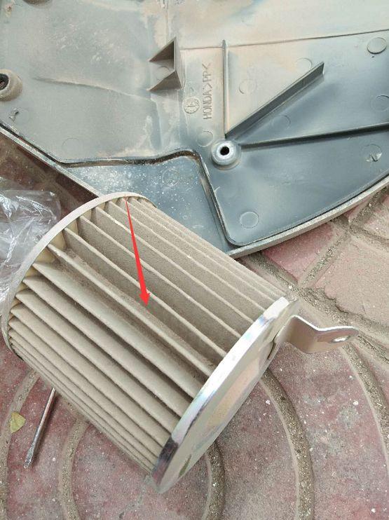 一辆小公主，顾客说前不久换了化油器，但速度和电动车差不多快