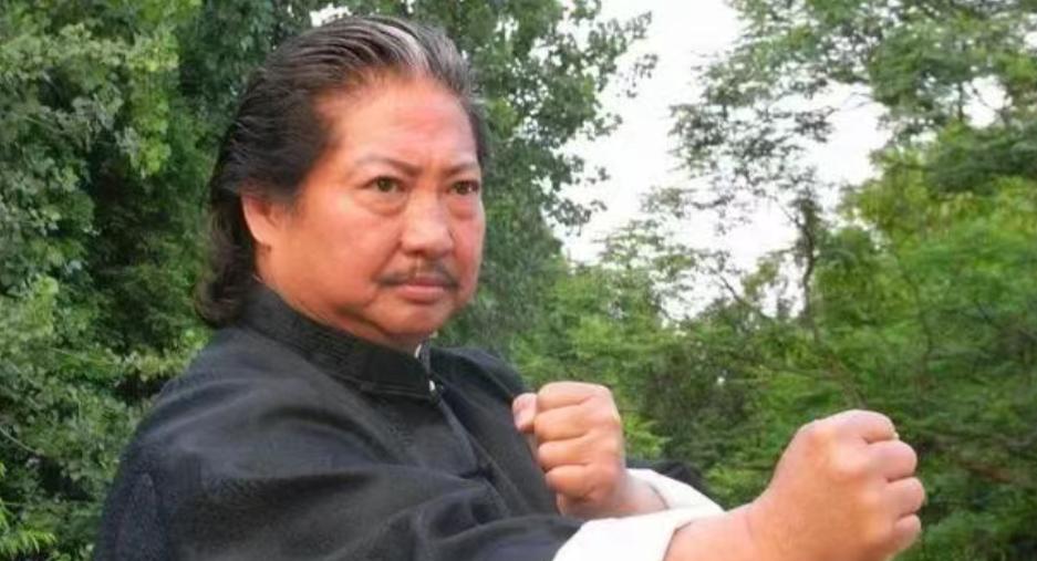 洪金宝现状怎样,抛弃原配突然娶女徒弟