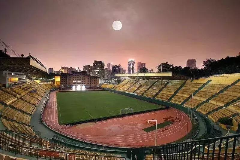 从“*药火**局”到“黄金甲”——铁打的越秀山，不变的广州情