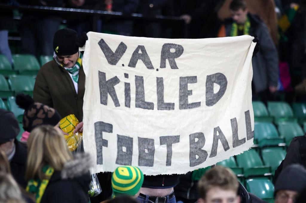 英超var争议,英超VAR裁判判罚引争议