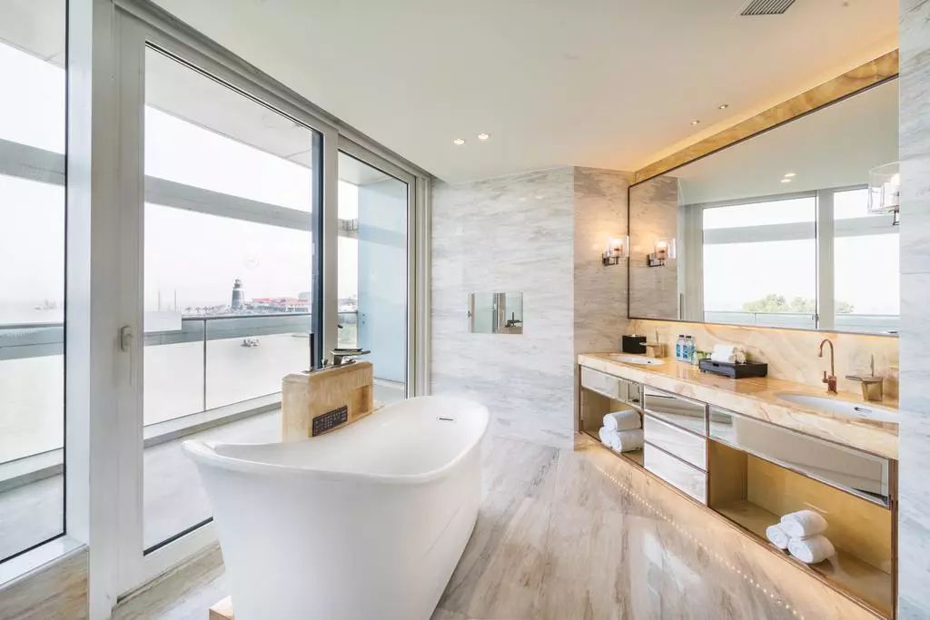 有智能马桶圈的酒店,湖州月亮酒店为什么称为马桶盖