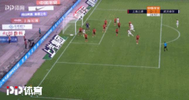 何塞换下卡里索,后防精彩防守