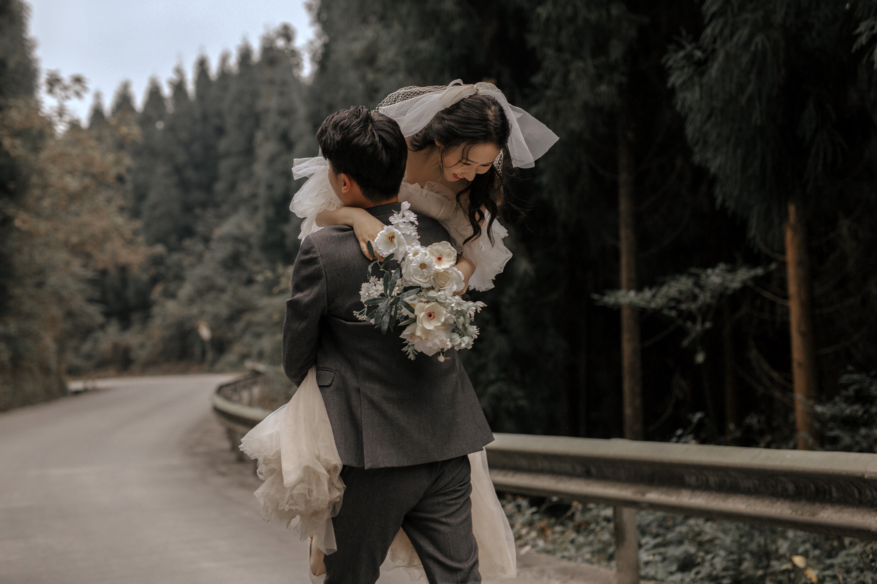 婚纱照拍摄技巧攻略大全,婚纱照拍摄最佳方法和技巧