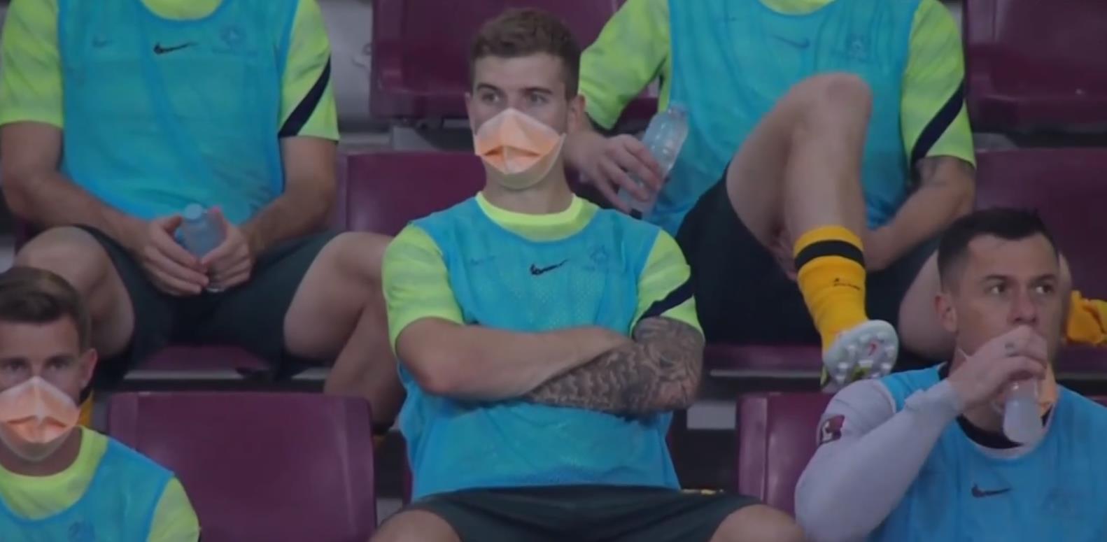 李铁赛后落寞眼神,李铁赛后谈球队