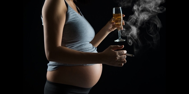 高分期刊接连发出大样本分析：戒烟戒酒，孕妇必须！|母婴之声