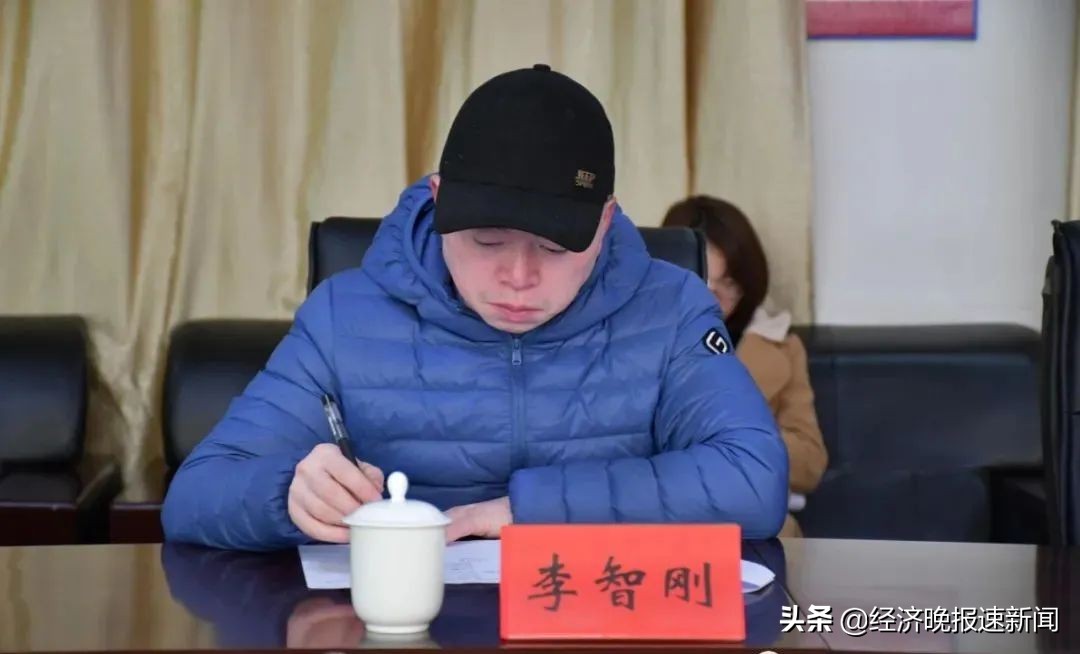 江西省普通高*特中**色学校评估组专家在临川三中开展评估活动